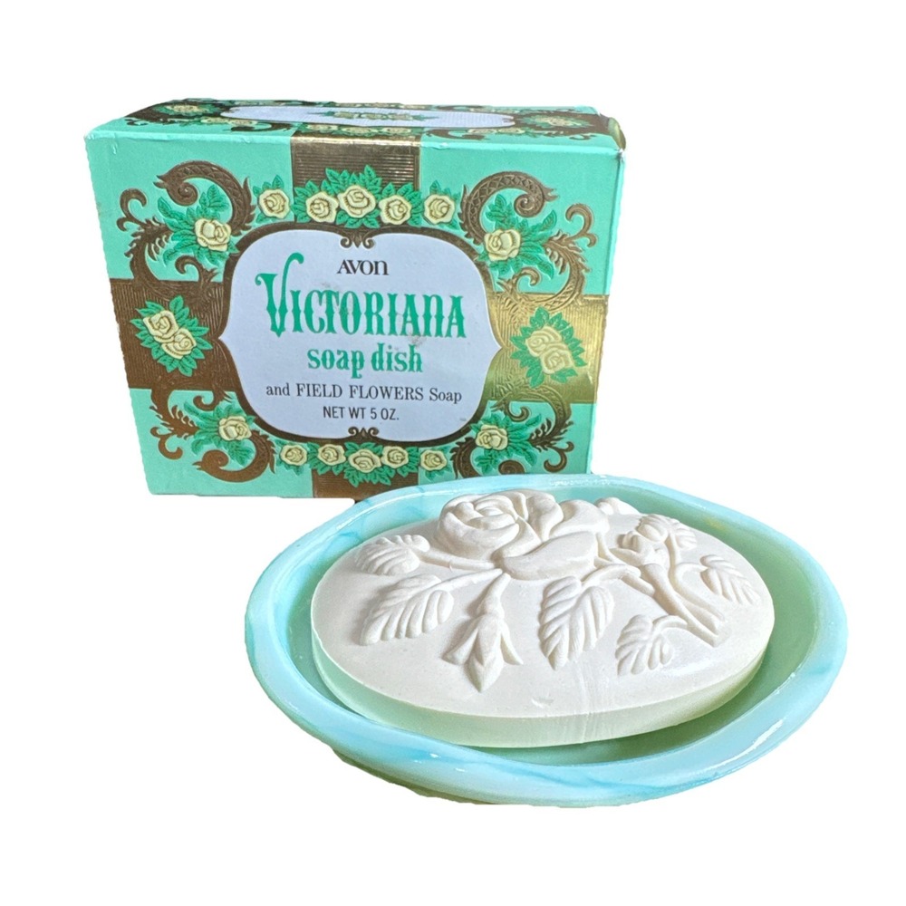 Avon Vintage Victoriana Soap Dish w/Field Flowers Soap Green Milk Glass NIB